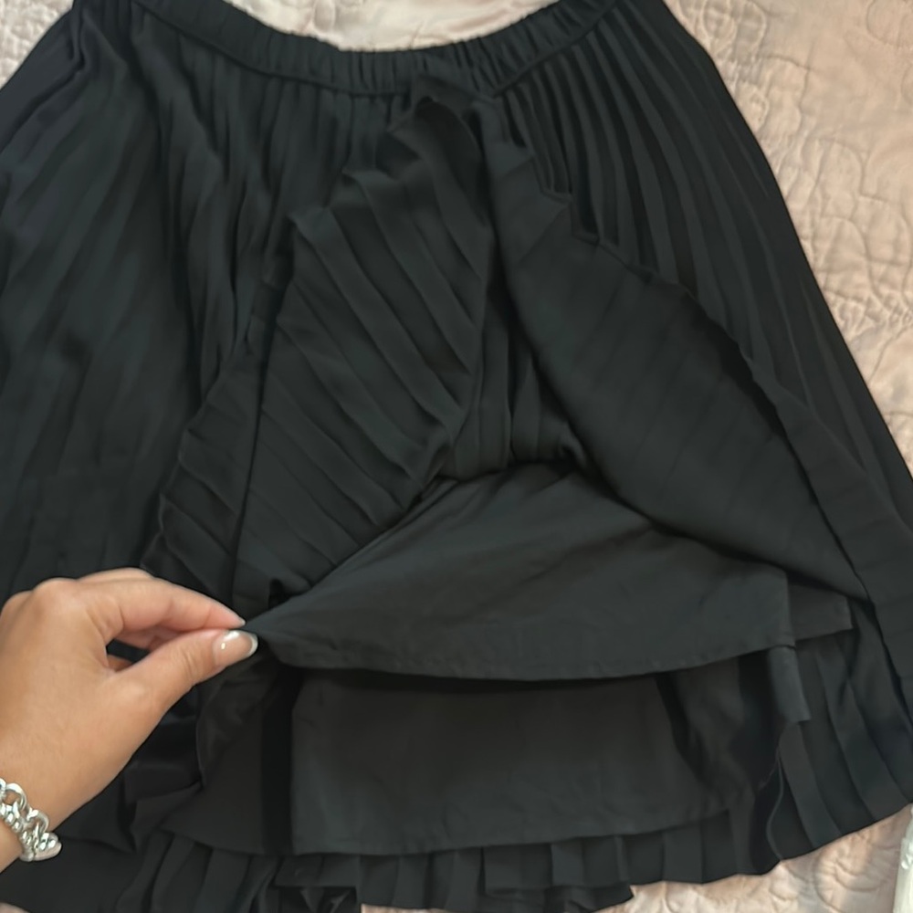Banana Republic Black Bubble Mini Skirt - Picture 5 of 5